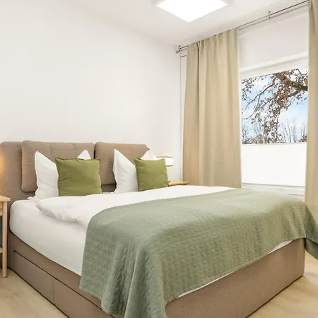 Grosses Mit 150qm Fuer Gruppen Im Zentrum شقة باد ايبلنغ